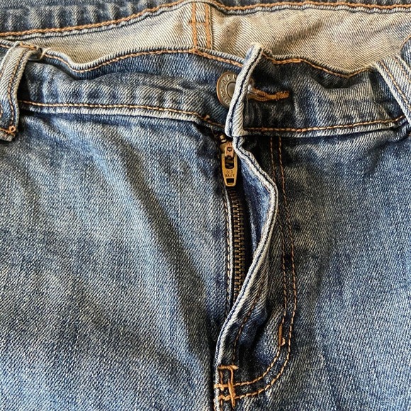 Old Navy‎ Women’s Size 14 Boyfriend Jeans Raw Hem Distressed Ripped Retro - Picture 10 of 15
